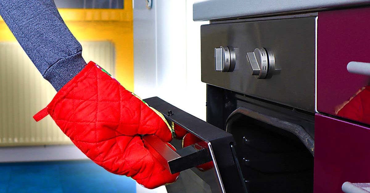 why-should-wet-oven-mitts-be-avoided?-the-reason-is-important