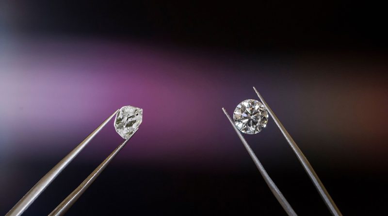 Lab Grown Diamonds Over Mined Diamonds